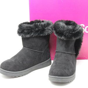 SO Women's Paulina Faux Suede Winter Boots Black Women's Size 6 US